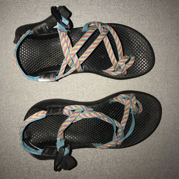 rainbow chacos